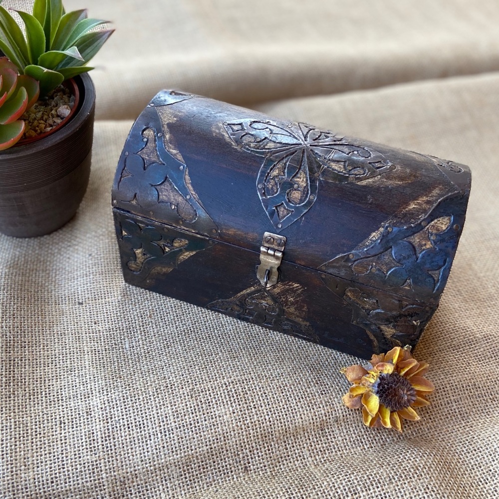 Wooden Box Handcrafted Wooden Nightstand Box with Metal Floral Accents